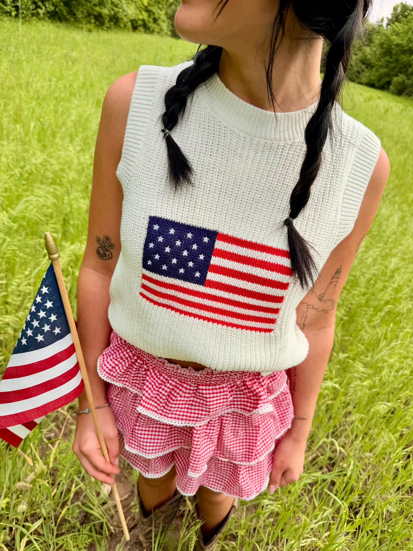 Sleeveless Americana Knit Sweater