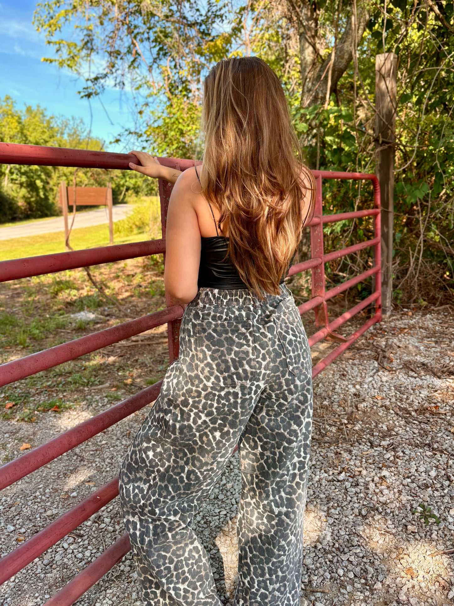 Mocha Leopard Barrel Jean
