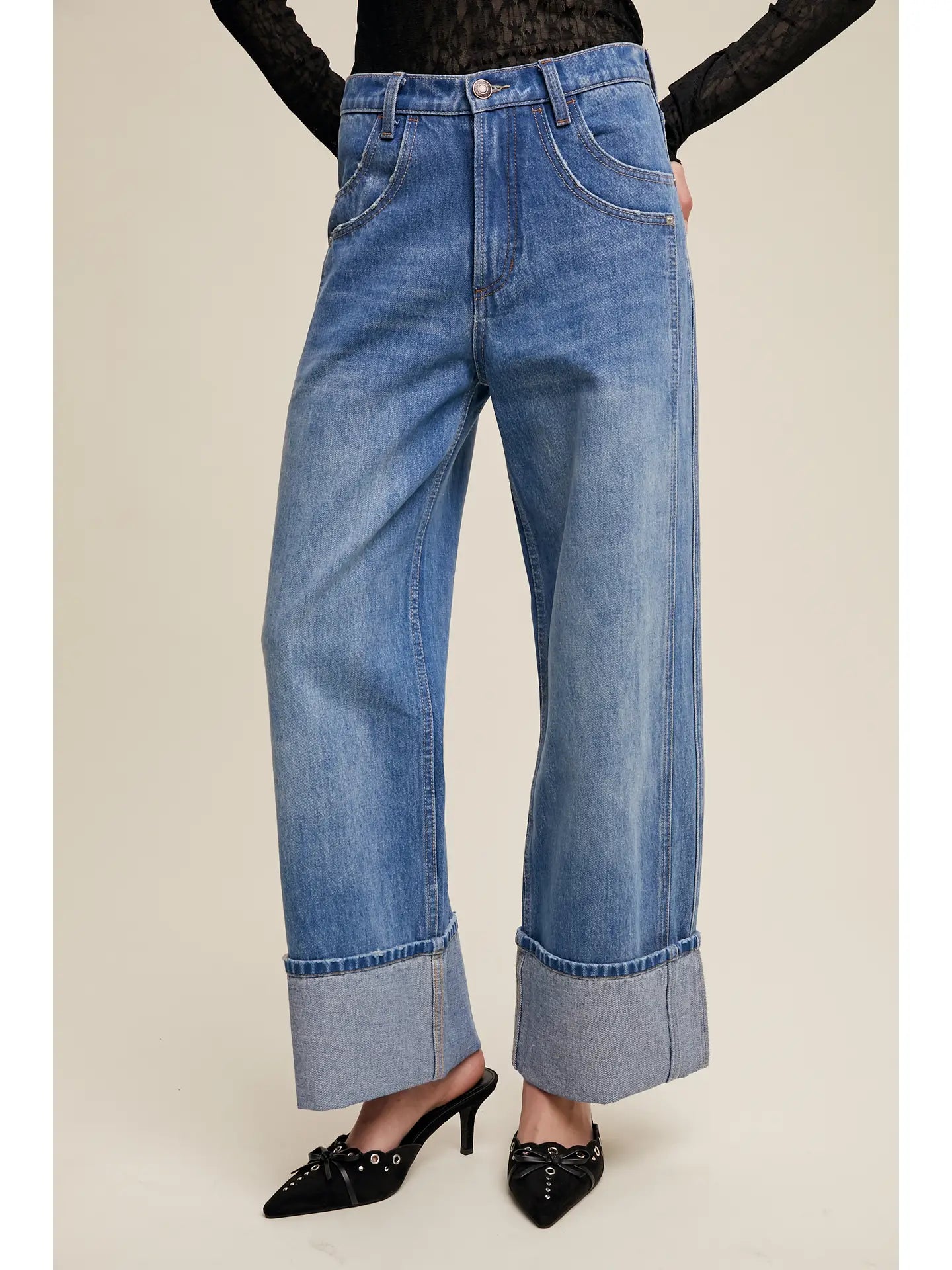 Cuffed Wide Barrel Jean