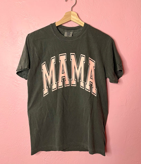 MAMA  T-Shirt